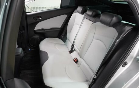 Toyota Prius IV XW50, 2019 год, 2 049 000 рублей, 7 фотография