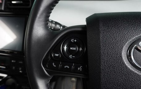 Toyota Prius IV XW50, 2019 год, 2 049 000 рублей, 22 фотография