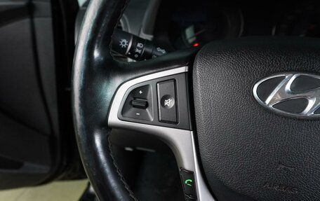 Hyundai Solaris II рестайлинг, 2014 год, 999 000 рублей, 18 фотография