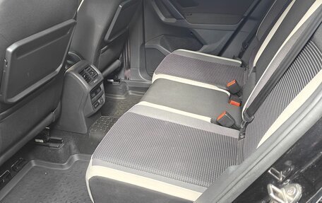 Volkswagen Tiguan II, 2020 год, 2 600 000 рублей, 9 фотография