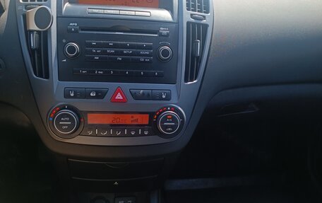 KIA cee'd I рестайлинг, 2008 год, 690 000 рублей, 14 фотография