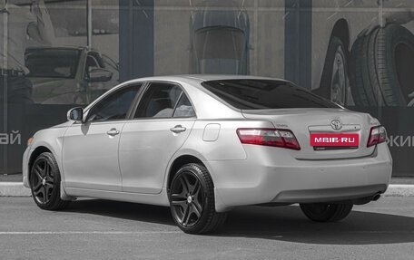 Toyota Camry, 2011 год, 1 399 000 рублей, 2 фотография