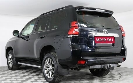 Toyota Land Cruiser Prado 150 рестайлинг 2, 2017 год, 4 547 000 рублей, 7 фотография