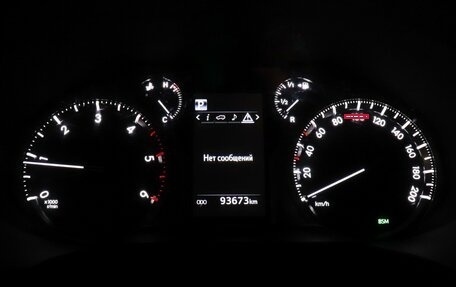 Toyota Land Cruiser Prado 150 рестайлинг 2, 2017 год, 4 547 000 рублей, 11 фотография