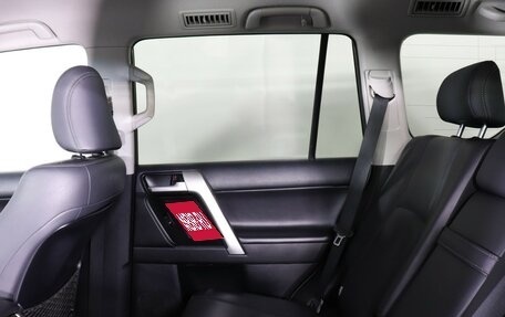 Toyota Land Cruiser Prado 150 рестайлинг 2, 2017 год, 4 547 000 рублей, 12 фотография