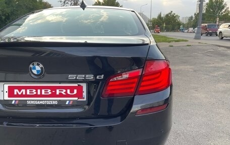 BMW 5 серия, 2012 год, 1 615 000 рублей, 28 фотография