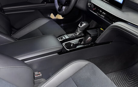 Toyota Camry, 2024 год, 3 480 000 рублей, 4 фотография