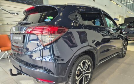 Honda Vezel, 2019 год, 1 390 000 рублей, 7 фотография
