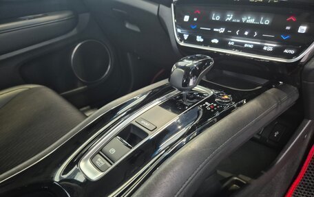 Honda Vezel, 2019 год, 1 390 000 рублей, 31 фотография