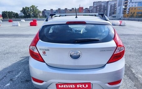 Hyundai Solaris II рестайлинг, 2013 год, 1 150 000 рублей, 3 фотография