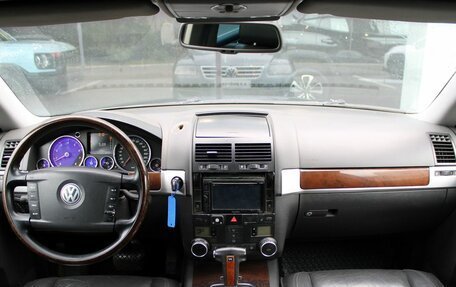 Volkswagen Touareg III, 2003 год, 600 000 рублей, 10 фотография