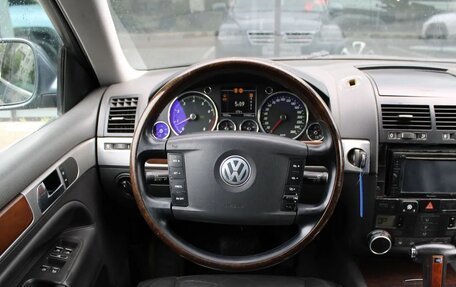 Volkswagen Touareg III, 2003 год, 600 000 рублей, 11 фотография
