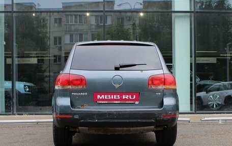 Volkswagen Touareg III, 2003 год, 600 000 рублей, 6 фотография