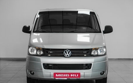 Volkswagen Caravelle T5, 2011 год, 1 698 789 рублей, 2 фотография