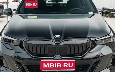 BMW 5 серия, 2025 год, 6 950 555 рублей, 4 фотография