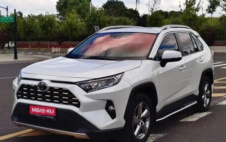 Toyota RAV4, 2022 год, 2 900 000 рублей, 1 фотография