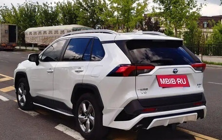 Toyota RAV4, 2022 год, 2 900 000 рублей, 6 фотография