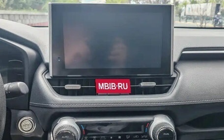 Toyota RAV4, 2022 год, 2 900 000 рублей, 13 фотография