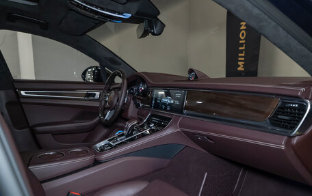 Porsche Panamera II рестайлинг, 2019 год, 12 700 000 рублей, 32 фотография