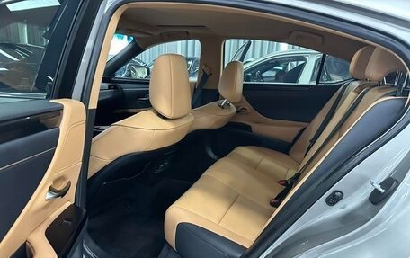 Lexus ES VII, 2021 год, 2 600 000 рублей, 11 фотография