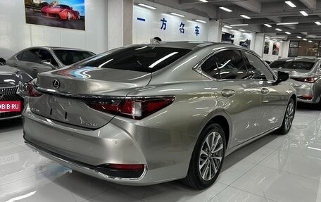 Lexus ES VII, 2021 год, 2 600 000 рублей, 4 фотография