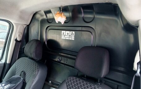 Renault Kangoo II рестайлинг, 2011 год, 599 999 рублей, 3 фотография