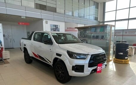 Toyota Hilux VIII, 2024 год, 8 744 000 рублей, 3 фотография