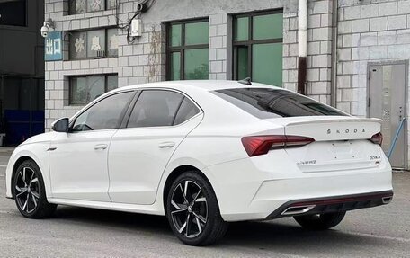 Skoda Octavia IV, 2022 год, 1 813 000 рублей, 3 фотография