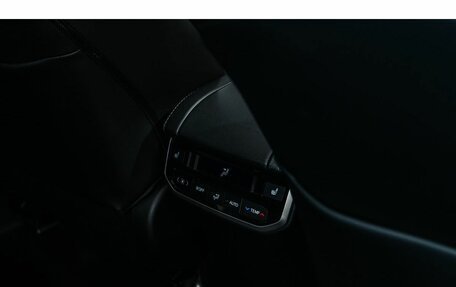 Toyota Highlander, 2025 год, 6 050 000 рублей, 12 фотография