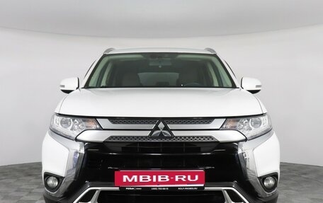 Mitsubishi Outlander III рестайлинг 3, 2020 год, 2 547 000 рублей, 2 фотография