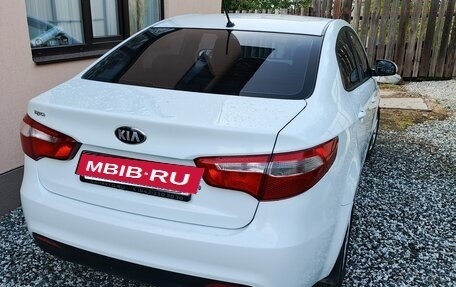 KIA Rio III рестайлинг, 2013 год, 800 000 рублей, 8 фотография
