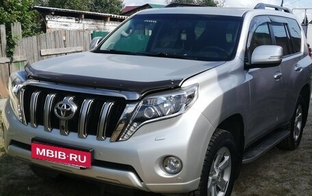 Toyota Land Cruiser Prado 150 рестайлинг 2, 2014 год, 4 400 000 рублей, 3 фотография