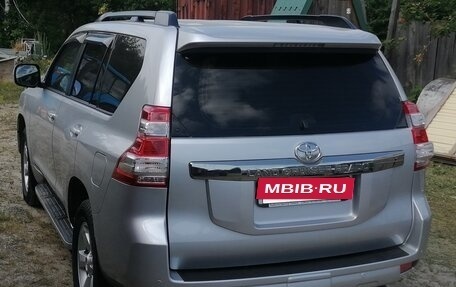 Toyota Land Cruiser Prado 150 рестайлинг 2, 2014 год, 4 400 000 рублей, 4 фотография