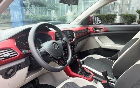 Volkswagen T-Cross I, 2020 год, 1 500 000 рублей, 5 фотография