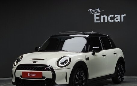 MINI Hatch, 2021 год, 1 750 000 рублей, 1 фотография