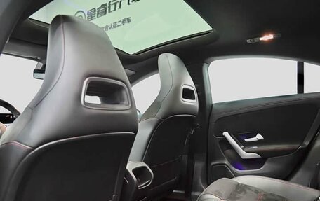 Mercedes-Benz CLA, 2021 год, 2 100 000 рублей, 29 фотография