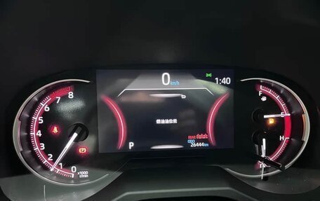Toyota RAV4, 2022 год, 2 800 000 рублей, 9 фотография