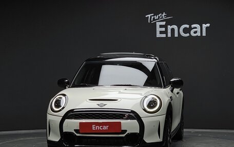 MINI Hatch, 2021 год, 1 750 000 рублей, 3 фотография