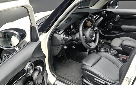 MINI Hatch, 2021 год, 1 750 000 рублей, 12 фотография