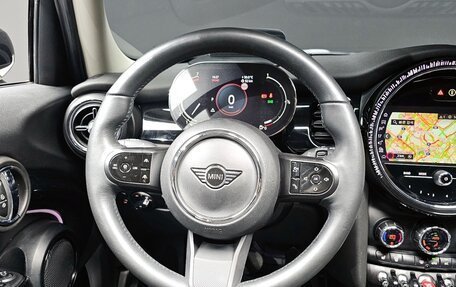 MINI Hatch, 2021 год, 1 750 000 рублей, 13 фотография