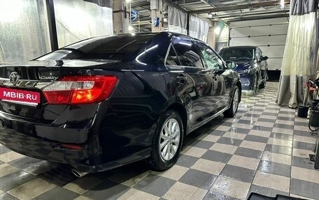 Toyota Camry, 2013 год, 1 300 000 рублей, 9 фотография