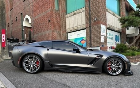 Chevrolet Corvette C7, 2017 год, 12 780 000 рублей, 4 фотография