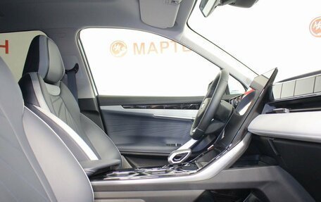 Geely Atlas, 2024 год, 2 795 000 рублей, 10 фотография
