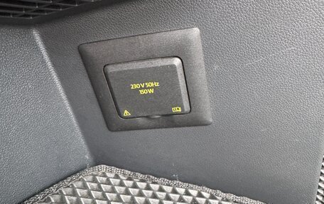 Volkswagen Tiguan II, 2017 год, 2 650 000 рублей, 3 фотография