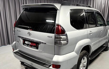 Toyota Land Cruiser Prado 120 рестайлинг, 2005 год, 2 600 000 рублей, 9 фотография