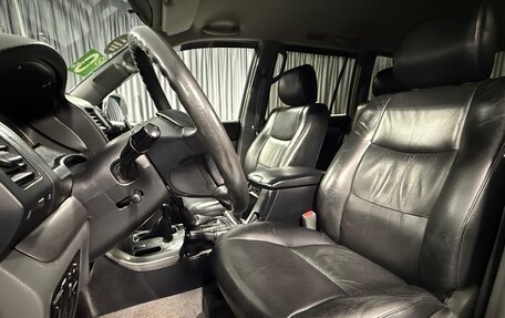 Toyota Land Cruiser Prado 120 рестайлинг, 2005 год, 2 600 000 рублей, 15 фотография