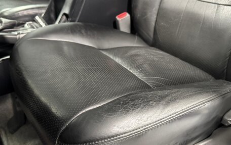 Toyota Land Cruiser Prado 120 рестайлинг, 2005 год, 2 600 000 рублей, 16 фотография