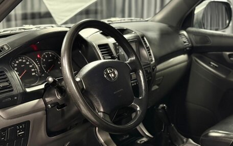 Toyota Land Cruiser Prado 120 рестайлинг, 2005 год, 2 600 000 рублей, 14 фотография