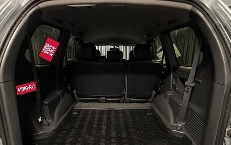 Toyota Land Cruiser Prado 120 рестайлинг, 2005 год, 2 600 000 рублей, 26 фотография