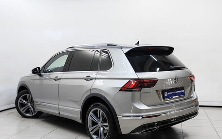 Volkswagen Tiguan II, 2019 год, 2 545 000 рублей, 2 фотография